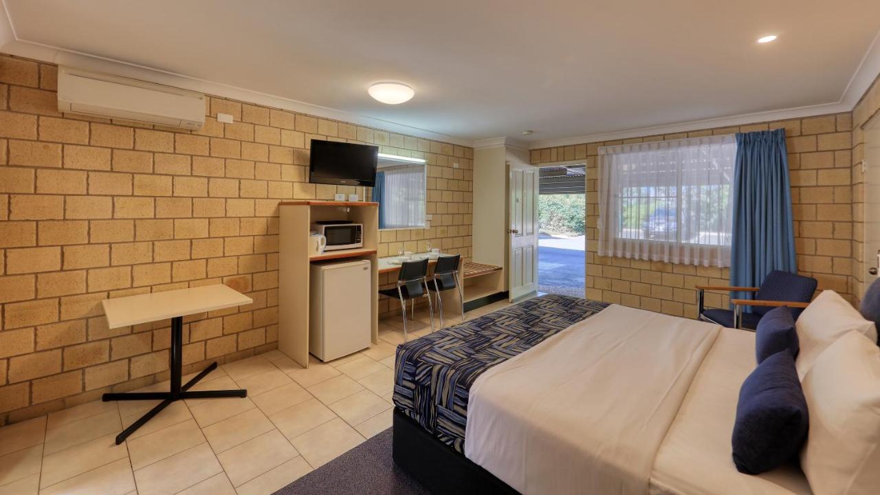 Jacaranda Country Motel Сейнт Джордж Екстериор снимка